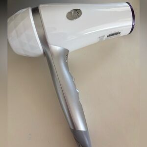 T3 White Hair Dryer Hairdryer Model 73820